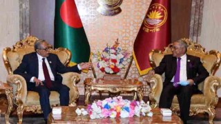 Outgoing chief justice meets President Hamid