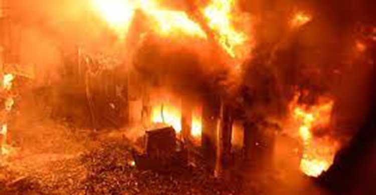 Fire at Old Dhaka shoe factory