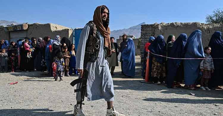 No long-distance road trips for Afghan women without male escort