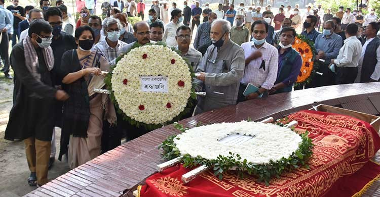 জাতীয় অধ্যাপক রফিকুল ইসলামের প্রতি শ্রদ্ধা নিবেদন