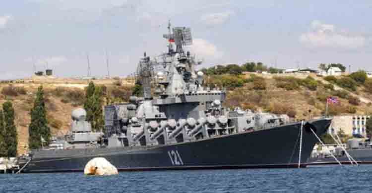 Ukraine says it damaged Russian flagship, crew evacuates