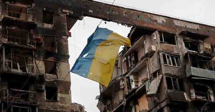 Mariupol 'continues to resist', Zelensky says