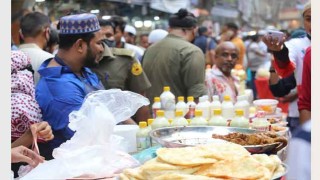 বেইলি রোডে ইফতারের দাম দ্বিগুণ!