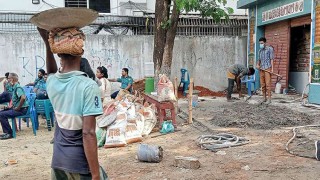 তেঁতুলতলা মাঠে থানা স্থাপনের কাজ চলছেই