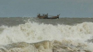 34 fishermen go missing as 11 trawlers sink in Bay