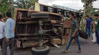 বরিশালে বাস-ট্রলির সংঘর্ষে নিহত ৩