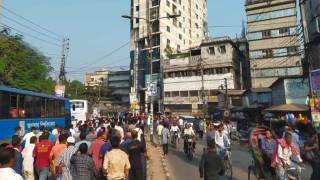 লিফলেট বিতরণকালে বিএনপি নেতা ইশরাকের উপর হামলা