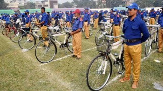 নরসিংদীর ৪৪০ গ্রাম পুলিশ পেলেন সাইকেল