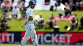 South Africa struggle to 44-4 after Henry strikes for New Zealand