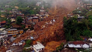 ব্রাজিলে ভূমিধস ও বন্যায় মৃতের সংখ্যা বেড়ে ১৩৬