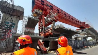 এলিভেটেড এক্সপ্রেসের গার্ডার চাপা পড়ে নিহত ১