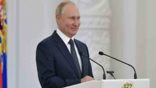 US trying to draw Russia into war: Putin