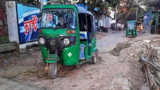 সুনামগঞ্জ পৌরশহরে সড়কের বেহাল দশা: নেই সংস্কারের উদ্যোগ!