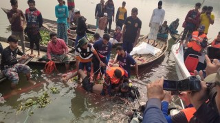 ডাকাতিয়ায় বাল্কহেড-ট্রলার সংঘর্ষে নিহত ৫