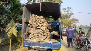 কুড়িগ্রামে পাউবোর বিশেষ চিহ্ন দেওয়া শতাধিক জিও ব্যাগ জব্দ