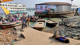 ‘অভিভাবকহীন’ চরকাউয়া খেয়াঘাট, ক্ষমতাধরদের পোয়াবারো