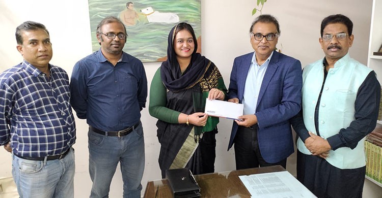 Rokeya Padak recipient Dr. Saria joins Dhaka Prokash