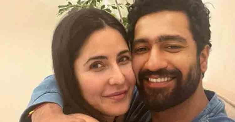 Katrina-Vicky celebrate one month of wedding