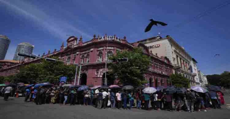 Sri Lanka lawmakers to pick new president but no deal on PM