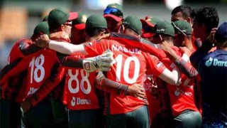 Zimbabwe beat Bangladesh by 17 runs in 1st T20I