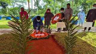 শ্রীমঙ্গলে স্ত্রীর কবরের পাশে চিরনিদ্রায় শায়িত আলম খান