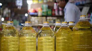 Eedible oil price reduced by Tk 53 per liter in Ctg wholesale market