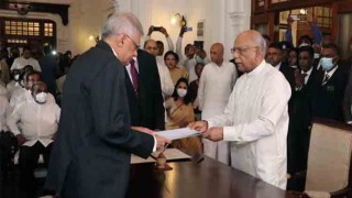 Sri Lanka new PM, ministers sworn in