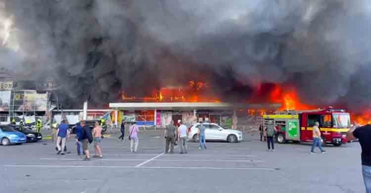 16 killed in missile strike on crowded Ukrainian mall