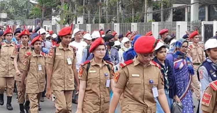 বর্ণাঢ্য আয়োজনে জনশুমারি র‌্যালি অনুষ্ঠিত