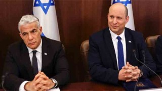 Israel heads towards snap election, Lapid poised to be PM