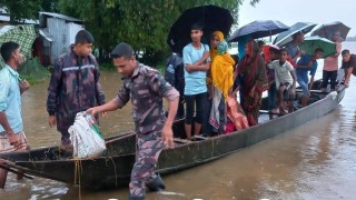 সুনামগঞ্জসহ বন্যায় ক্ষতিগ্রস্ত মানুষের পাশে বিজিবি