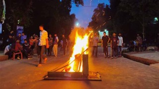 চবিতে ছাত্রলীগের অবরোধ, ক্লাস-পরীক্ষা বন্ধ