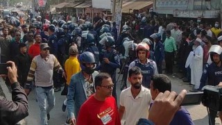 দুমকিতে বিএনপি-যুবলীগ সংঘর্ষ, পুলিশসহ আহত ৪০