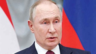 Putin greets President, PM on Independence Day