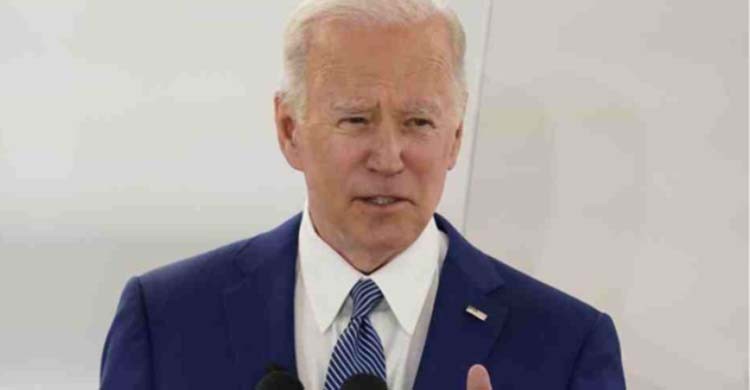 Biden seeks new sanctions, help for Ukrainians in Europe