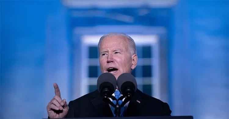 Biden says 'butcher' Putin 'cannot remain in power'