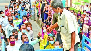 টিসিবির ১১০ টাকায় তেল বিক্রি স্থগিত, জুন থেকে ফ্যামিলি কার্ড