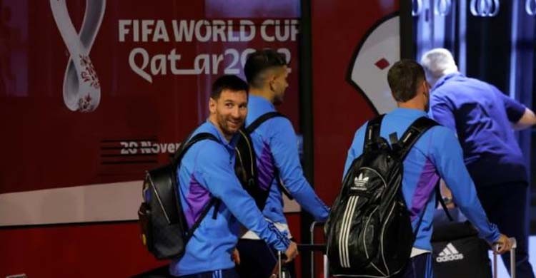 Messi, Argentina land in Qatar after 5-0 World Cup warm-up win