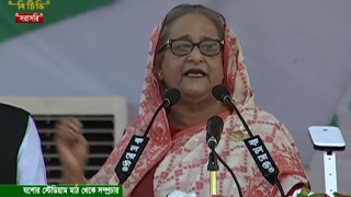 নৌকায় ভোট চেয়ে ওয়াদা করালেন প্রধানমন্ত্রী