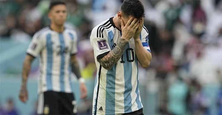 Messi, Argentina under pressure for Mexico game at World Cup