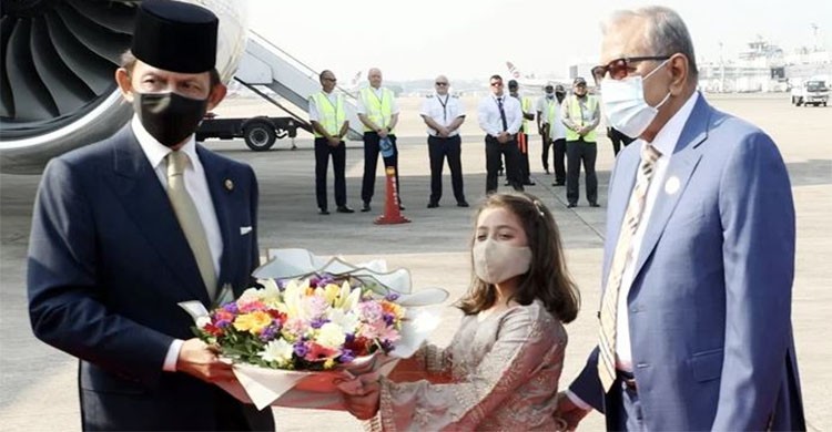 Brunei’s Sultan Hassanal Bolkiah in Dhaka