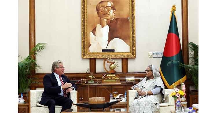 Ted Kennedy Jr, family members call on PM