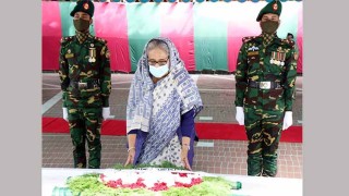 PM pays homage to Bangabandhu at Tungipara