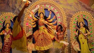 Durga Puja begins with Maha Shasthi