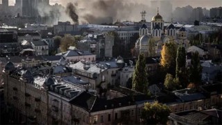 Kyiv says Russian strikes leave over 1,100 Ukraine towns without power