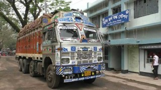 হিলিতে আবারও পেঁয়াজের দাম বেড়েছে কেজিতে ১০ টাকা