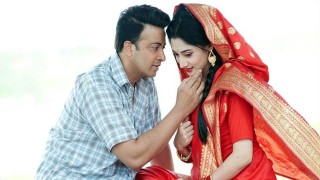 Is Shakib Khan married to Puja Cherry?