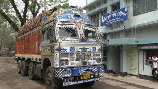 হিলিতে কেজিতে পেঁয়াজের দাম বেড়েছে ৫ টাকা