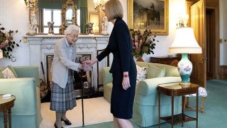 Liz Truss becomes UK new prime minister