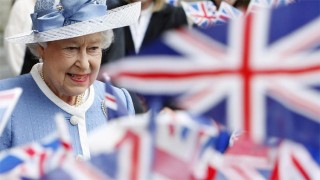 10 things to know about Queen Elizabeth II’s life